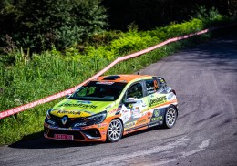 Se vende clio trophy de la copa 