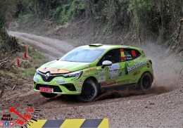 Se vende clio trophy de la copa 