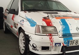 Renault clio 1800 16v