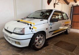 Clio 16v todo al día ..,