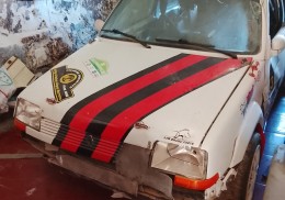 Se vende renault 5 gt turbo con golpe mecánica tope gra material bueno más inf por wasatp 