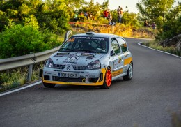 Renault clio 2 de rallys 