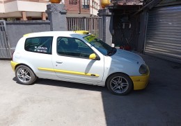 Renault clio 2 1.6 16v 
