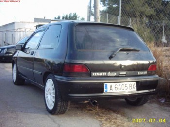 Siniestro y despieze clio 16v