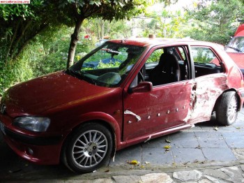 Vendo 106 gti  120 cv con golpe lateral