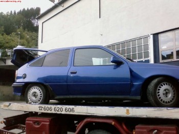 Se vende siniestro kadett gsi 8v