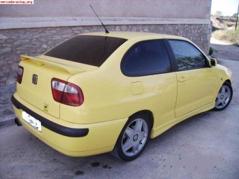 Cordoba 1.9 tdi 110cv sport . 3500 € 