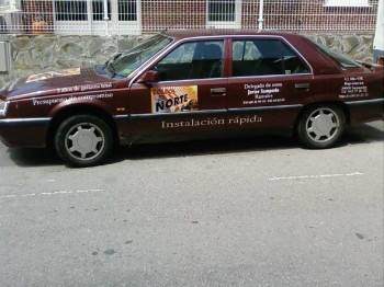 Renault 25 en perfecto estado.(motor roto)