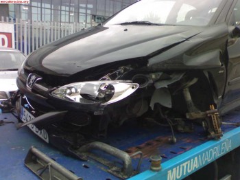Siniestro reparable de 206 gti