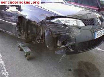 Se vende siniestro de renault megane