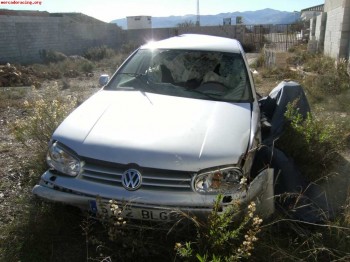 Vendo golf iv gti 1.8 t 20 v siniestro 