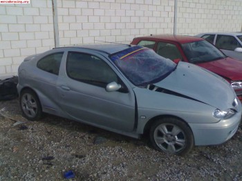 Megane coupe 2.0 16v ide 2001