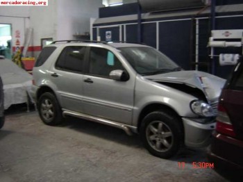 Se vende mercedes ml 350 año 2003 para piezas