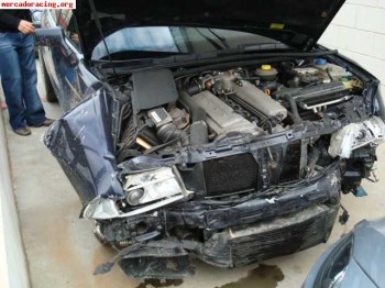 Audi s2 avant siniestrado