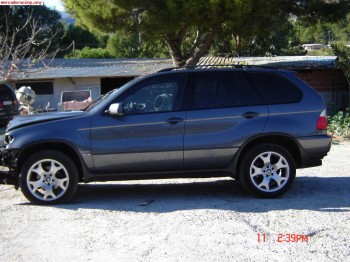 Se vende despiece bmw x5 4.4i año 2001