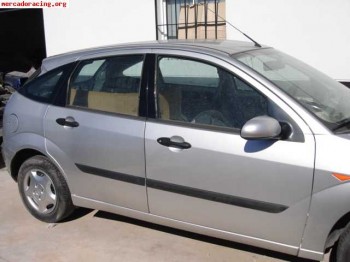 Ford focus tddi inundado