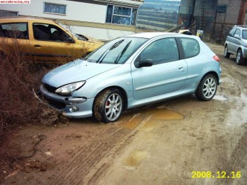 Vendo 206 gti con golpe