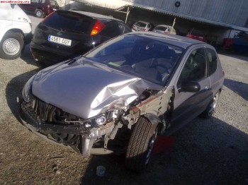 Vendo 206 gti con golpe