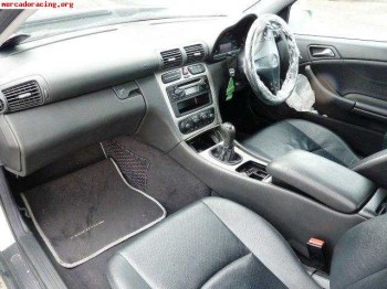 Se vende mercedes c220 cdi sport coupe por piezas