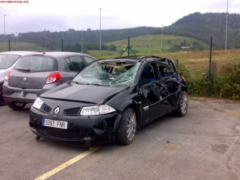 Se vende siniestro megane sport 225cv. 3500euros