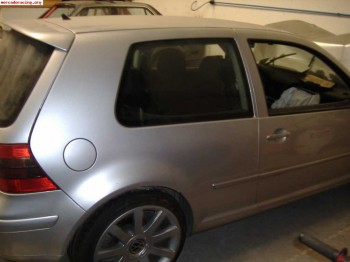Vendo siniestro de golf serie iv (130 cv) año 2003