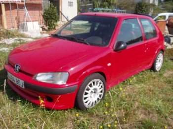 Peugeto 106 (incendio frontal)