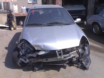 Renaul clio sport 2.0 16v 182 cv