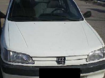 Compro siniestro peugeot 306-diesel y 5 puertas
