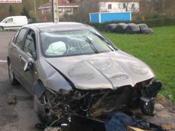 Vendo o cambio siniestro de seat leon 1.9 110cv tdi