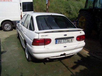 Ford escort xri 1200€