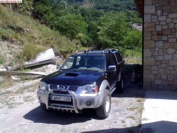 Nissan navara 2004