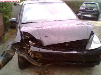 Siniestro de ford focus 2.0 16v