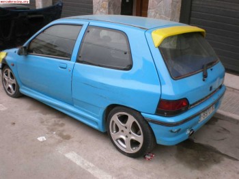 Carroceria documentada clio 16v urge