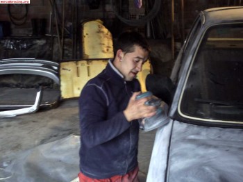 Vendo despiece  de ford focus año 2000 3puertas