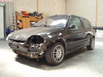 Clio sport fase 1 con golpe