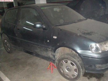 Polo 1.4 16v       1500 euros