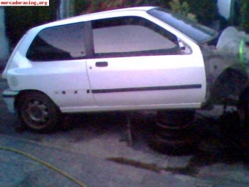 Se vende carroceria documentada de clio 16v
