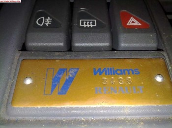 Clio willian sin documentacion