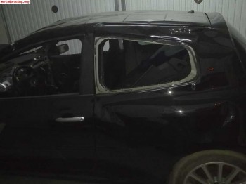 Clio f1 200cvs con golpe