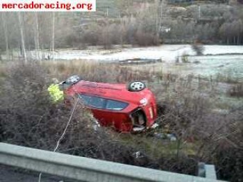 Vendo siniestro de fiat estilo