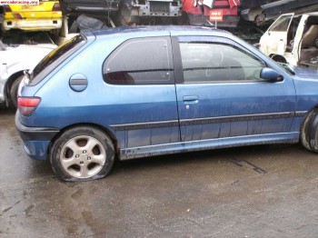 )) siniestro 306 gti caja 6v ((