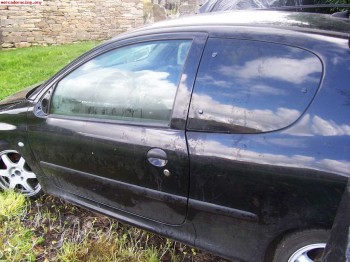 )) siniestro 206 gti ((