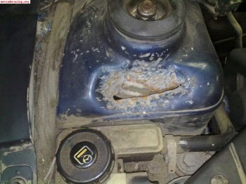 Se vende o se cambia clio williams con golpe 