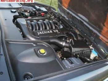 Jauar xj8 3.2 siniestro con 28.000kms