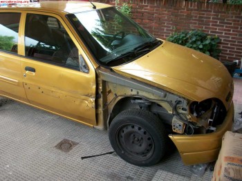 Saxo 1.5d por 500€