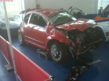 Se vende citroen c2 vts siniestro año 2007