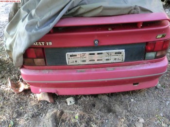 Se vende todo tipo de despiece de r19 16v fase 1