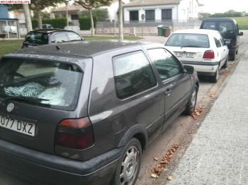 Se venden 2 golf serie 3