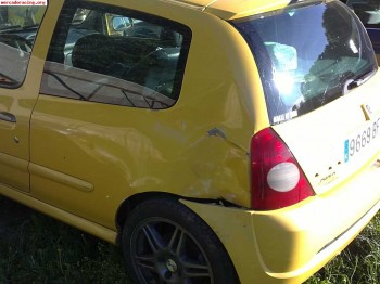 Clio sport con golpe