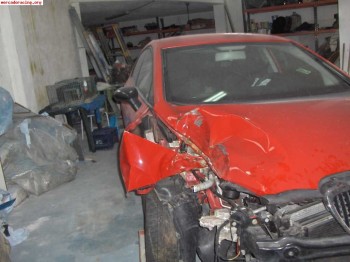 Leon fr 170 tdi con golpe